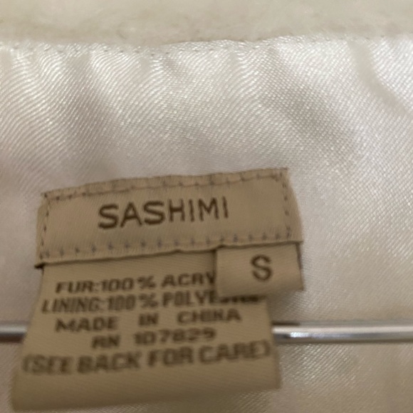 Wrap faux fur NWOT - Picture 3 of 4